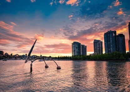 Concord Metrotown - Lower Floors Amenities - Shared Workspace